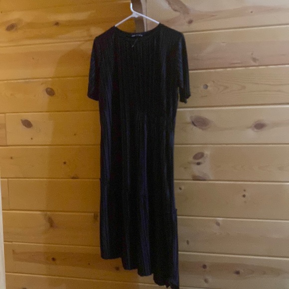 Dresses & Skirts - Women’s dress
